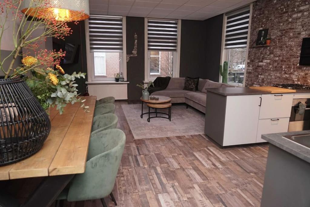 Ruim Appartement In Utrecht. Eksteriør billede
