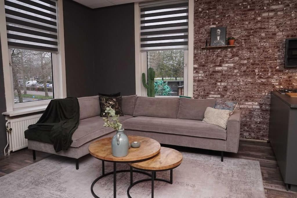 Ruim Appartement In Utrecht. Eksteriør billede